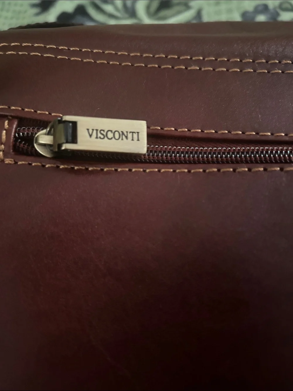 Men's Leather Messenger Bag in Deep Brown - Adjustable Crossbody